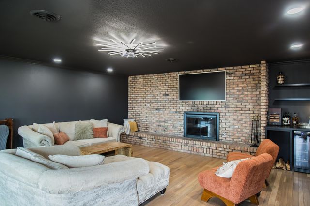 930 Sun Road, Plainview, TX 79072