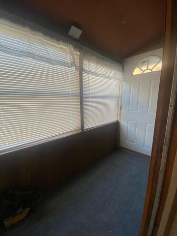 1132 NW Davis Avenue, Grand Rapids, MI 49504