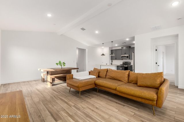 7909 N 86TH Lane, Glendale, AZ 85305