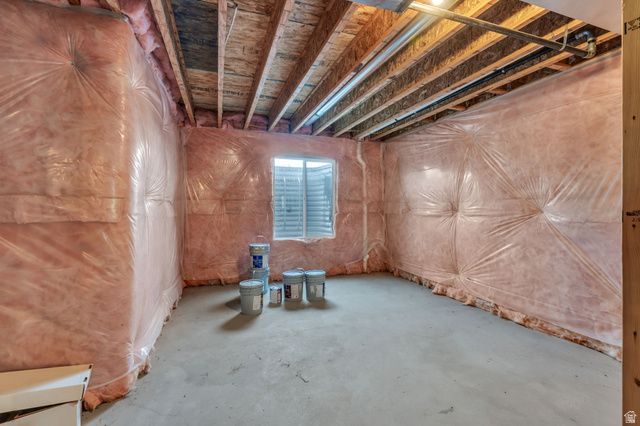 68 N 300 E, Santaquin, UT 84655