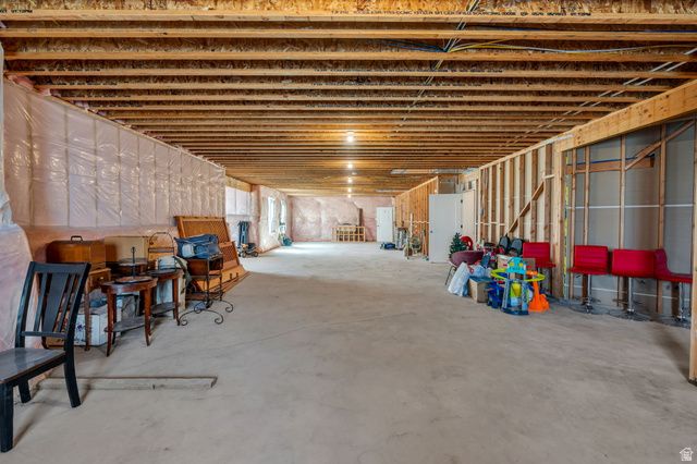68 N 300 E, Santaquin, UT 84655