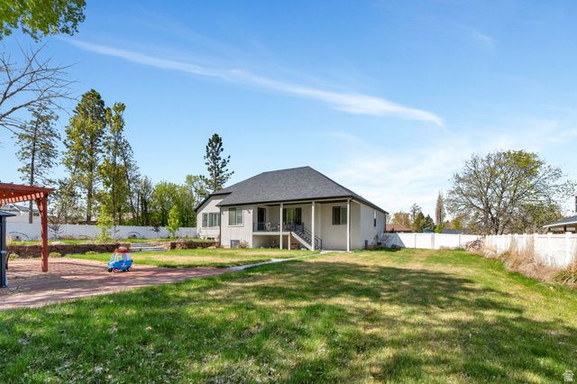 68 N 300 E, Santaquin, UT 84655