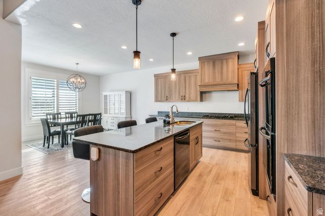 68 N 300 E, Santaquin, UT 84655