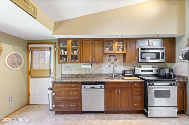 50 Cindy Street, Old Bridge, NJ 08857