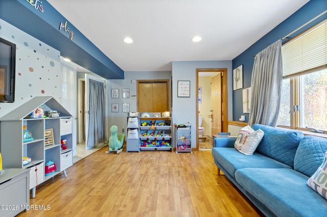 50 Cindy Street, Old Bridge, NJ 08857