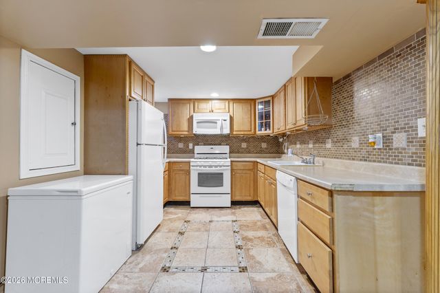 50 Cindy Street, Old Bridge, NJ 08857