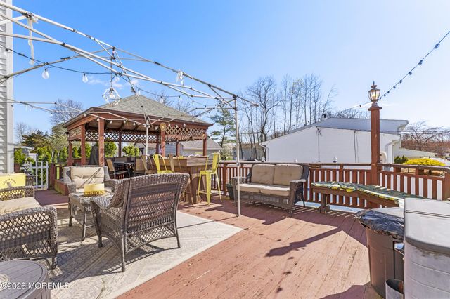 50 Cindy Street, Old Bridge, NJ 08857