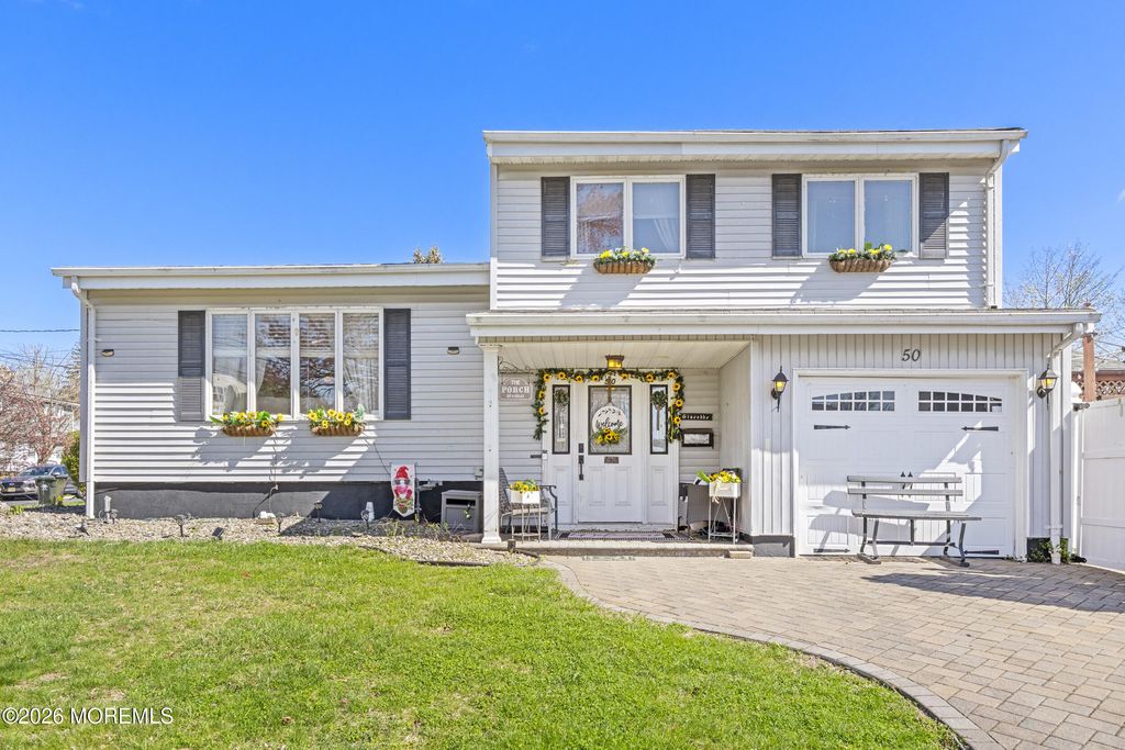 50 Cindy Street, Old Bridge, NJ 08857