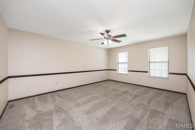 717 St Nicholas Drive, O'fallon, IL 62269