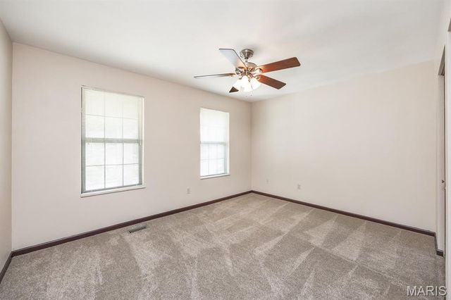 717 St Nicholas Drive, O'fallon, IL 62269
