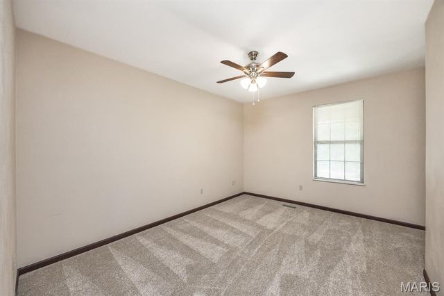 717 St Nicholas Drive, O'fallon, IL 62269