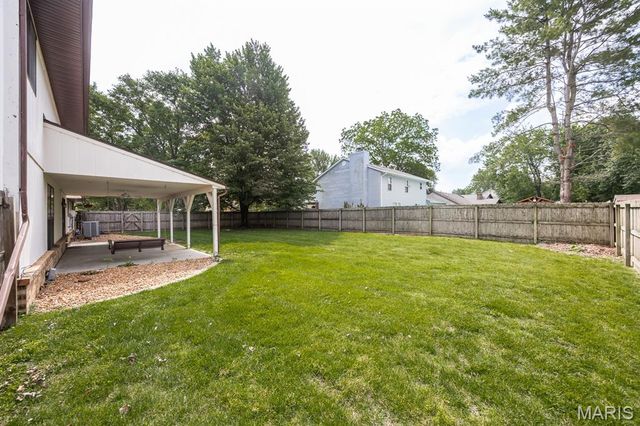 717 St Nicholas Drive, O'fallon, IL 62269