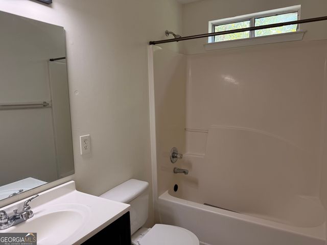 5867 Amerson Lane, Ellenwood, GA 30294