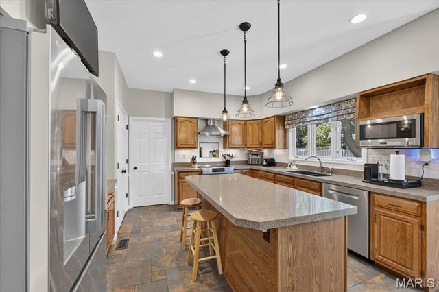 821 Pheasant Woods Drive, Manchester, MO 63021
