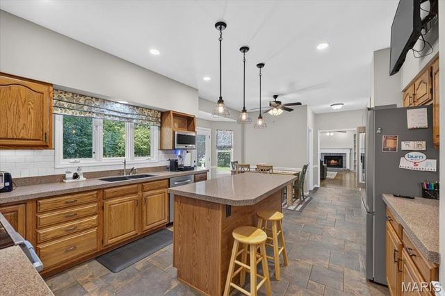 821 Pheasant Woods Drive, Manchester, MO 63021