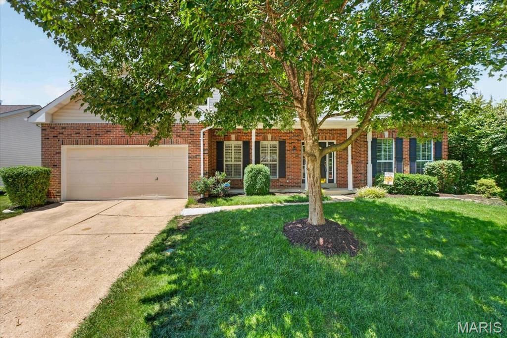 821 Pheasant Woods Drive, Manchester, MO 63021
