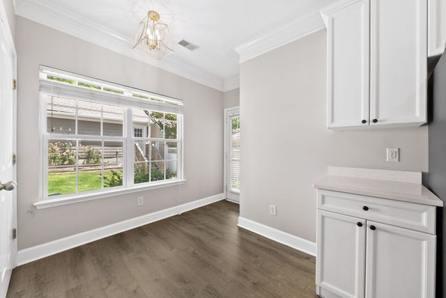 908 Loxley Dr, Nashville, TN 37211