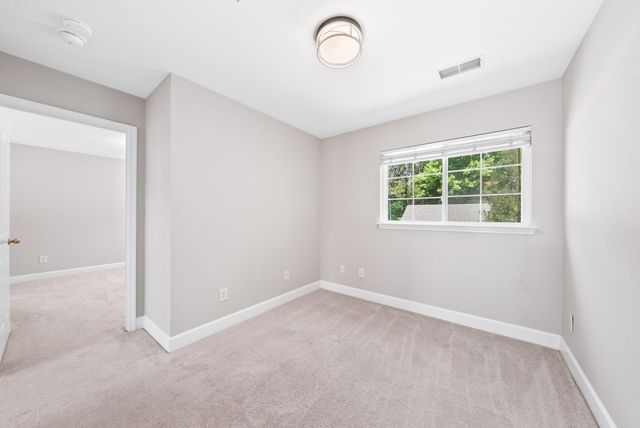 908 Loxley Dr, Nashville, TN 37211
