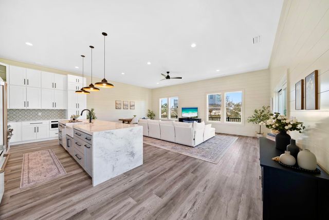 180 Betty Street, Santa Rosa Beach, FL 32459