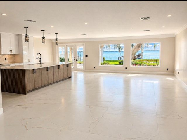 1341 W LAKESHORE DRIVE, Clermont, FL 34711