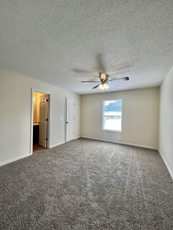 3864 Northeast Drive, Clarksville, TN 37042