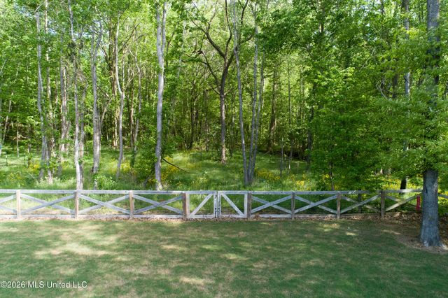 13866 Myers Plantation Road, Byhalia, MS 38611