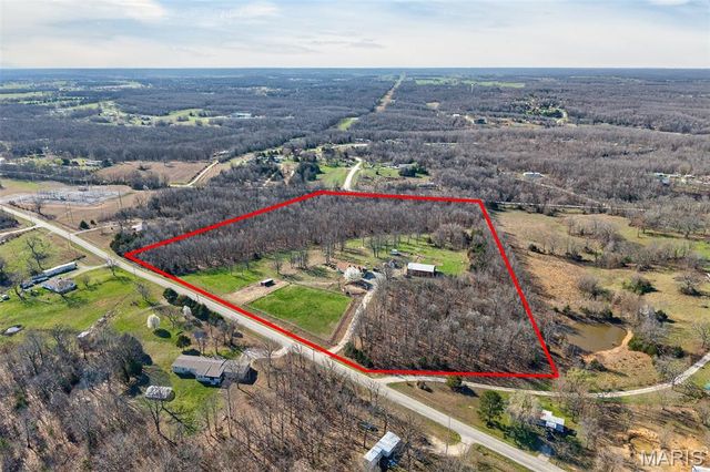 15320 WW Highway, Lebanon, MO 65536