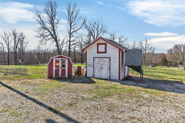 15320 WW Highway, Lebanon, MO 65536
