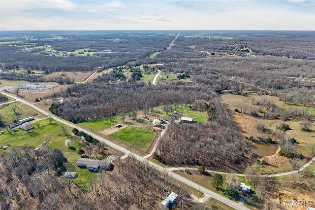 15320 WW Highway, Lebanon, MO 65536