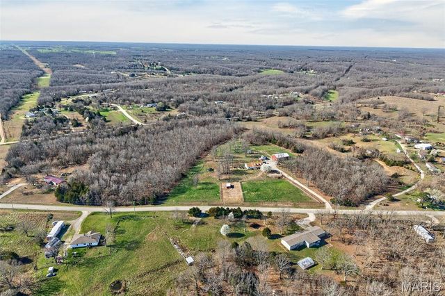 15320 WW Highway, Lebanon, MO 65536