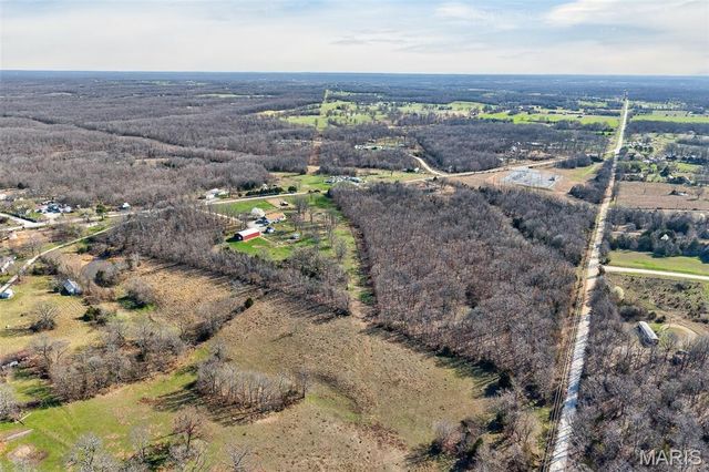 15320 WW Highway, Lebanon, MO 65536