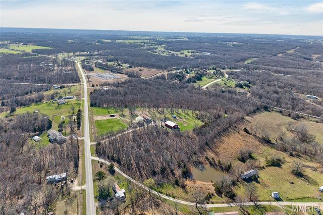 15320 WW Highway, Lebanon, MO 65536