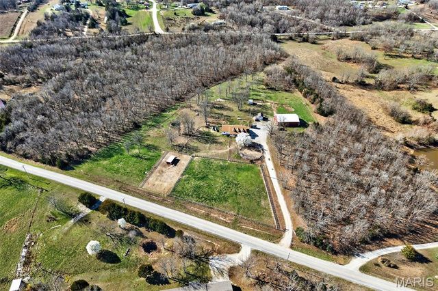 15320 WW Highway, Lebanon, MO 65536