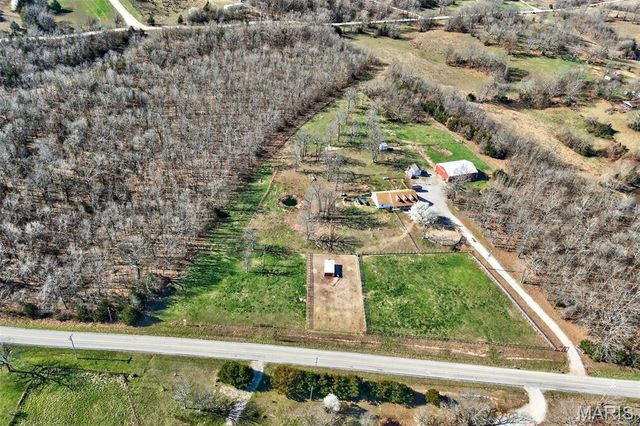 15320 WW Highway, Lebanon, MO 65536