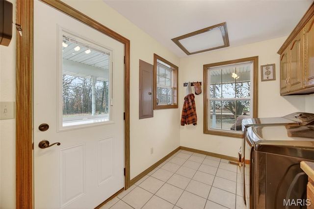 15320 WW Highway, Lebanon, MO 65536