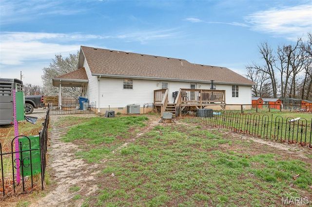 15320 WW Highway, Lebanon, MO 65536