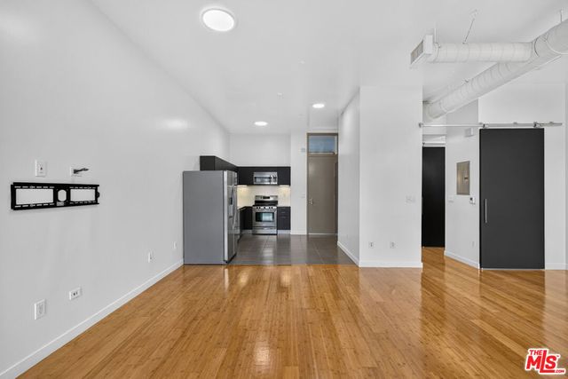 1912 Broadway 103, Santa Monica, CA 90404