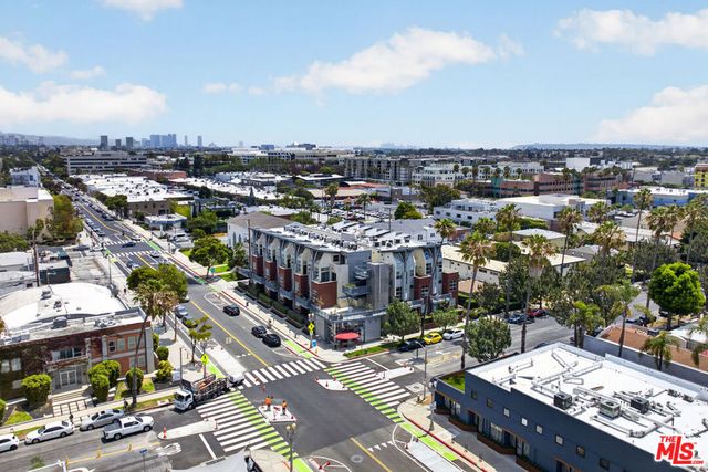 1912 Broadway 103, Santa Monica, CA 90404