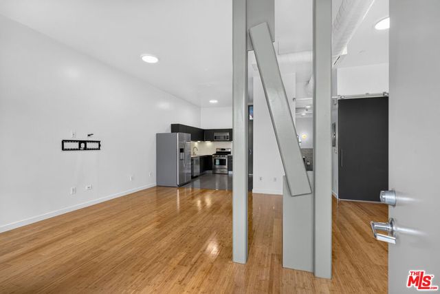 1912 Broadway 103, Santa Monica, CA 90404