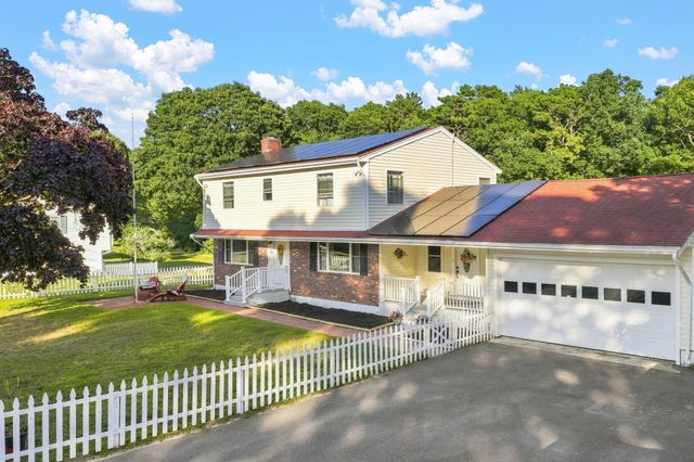 36 Main Ave, Wareham, MA 02538