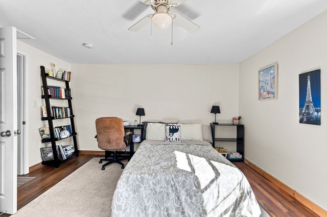 36 Main Ave, Wareham, MA 02538