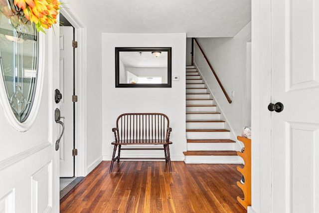 36 Main Ave, Wareham, MA 02538