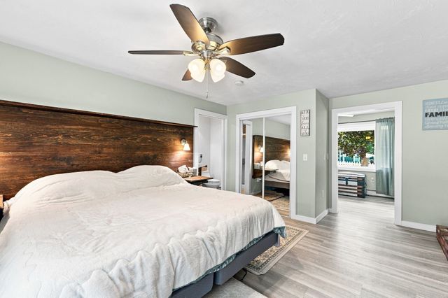 36 Main Ave, Wareham, MA 02538