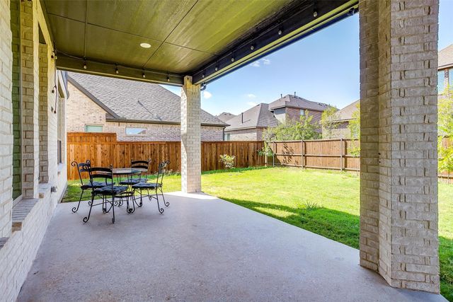 13905 E Riviera Drive, Fort Worth, TX 76028
