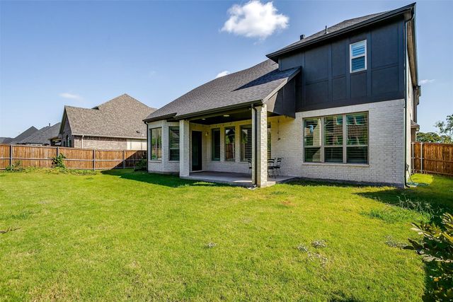 13905 E Riviera Drive, Fort Worth, TX 76028