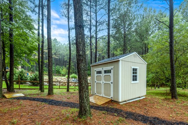 2485 River Bluffs Drive, Jasper, TN 37347