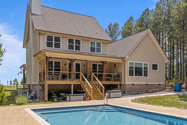 2485 River Bluffs Drive, Jasper, TN 37347