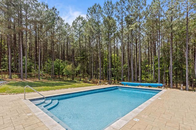 2485 River Bluffs Drive, Jasper, TN 37347