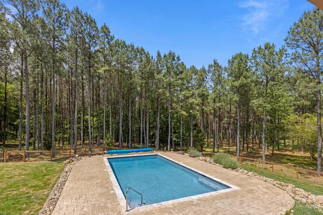2485 River Bluffs Drive, Jasper, TN 37347