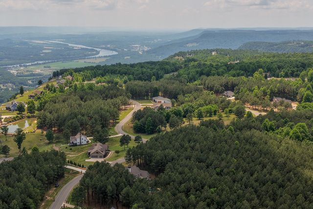 2485 River Bluffs Drive, Jasper, TN 37347